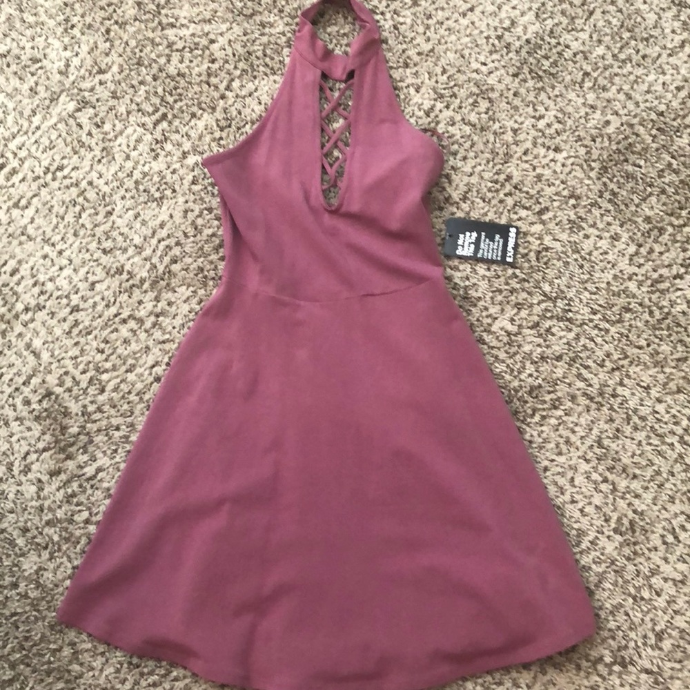 Backless mauve dress.